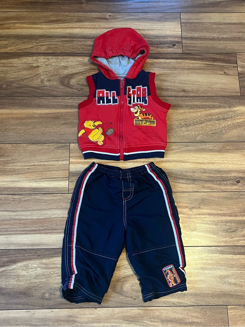 Vintage disney football Pooh & tigger embroidered track suit vest & sweatpants